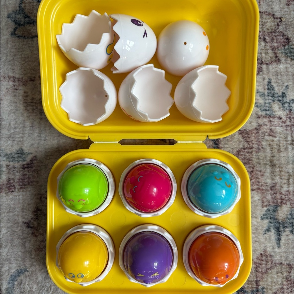 ColorfulTOMY Egg Matching Toy Set for baby/toddler